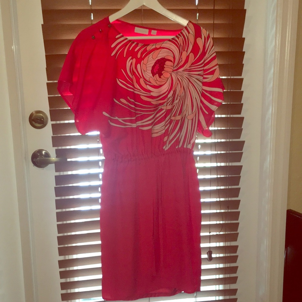 Nyc &Co. Coral floral dress in small. Never worn